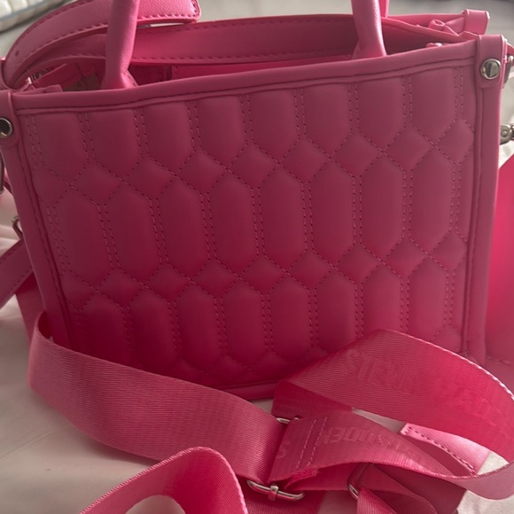 Steve Madden - Picture 4 of 4